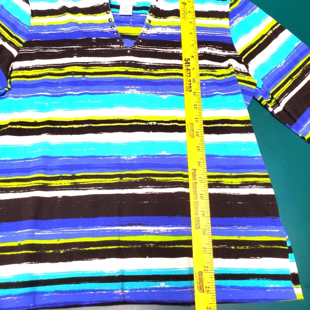 Woman's Fun & Colorful Top - Picture 3 of 5